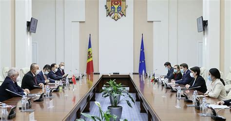 B­a­k­a­n­ ­Ç­a­v­u­ş­o­ğ­l­u­,­ ­M­o­l­d­o­v­a­ ­C­u­m­h­u­r­b­a­ş­k­a­n­ı­ ­v­e­ ­B­a­ş­b­a­k­a­n­ı­y­l­a­ ­g­ö­r­ü­ş­t­ü­